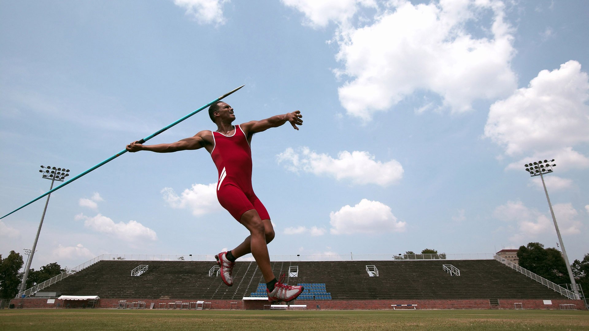 多样化赛事频道-“足球场馆智慧化管理，提升比赛效率”，足球场运营管理方案